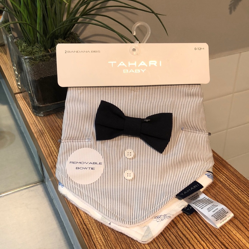 TAHARI baby 2 bandana bibs removable bowtie